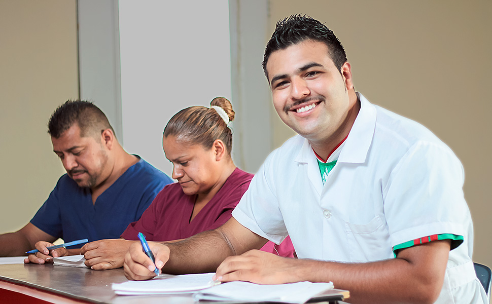 What a High School Diploma Means in Mexico Hero Image