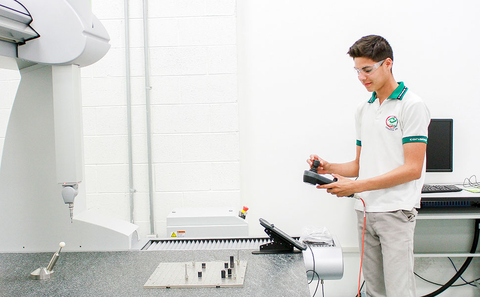 Robot-Proof Skills Require Lifelong Learning Hero Image