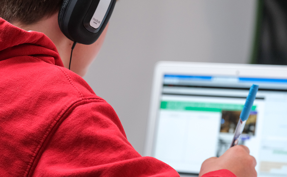 4 e-Learning Design Practices for Reaching More Young People Hero Image