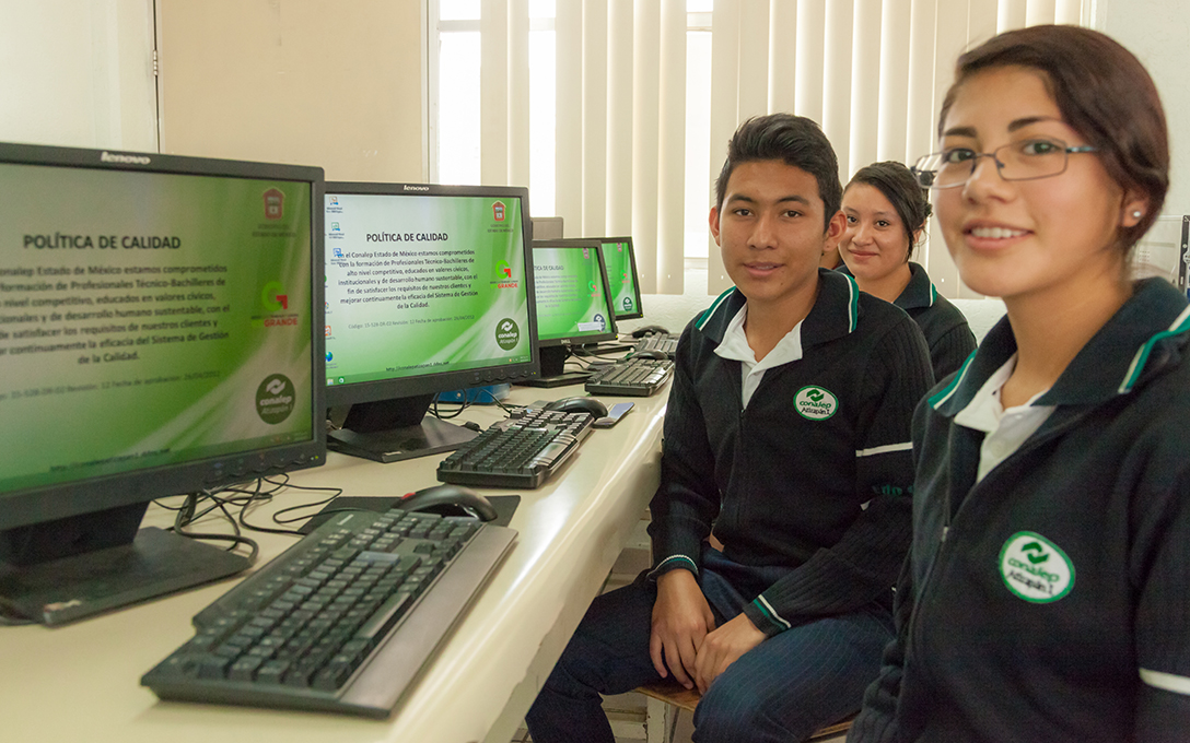 Students Conalep Atizapan