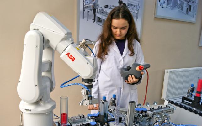 Cummins Powers the Future with Life Skills Hero Image