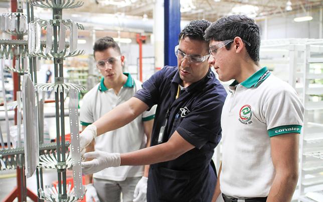 5 Strategies for Managing a Multi-Stakeholder Alliance Hero Image