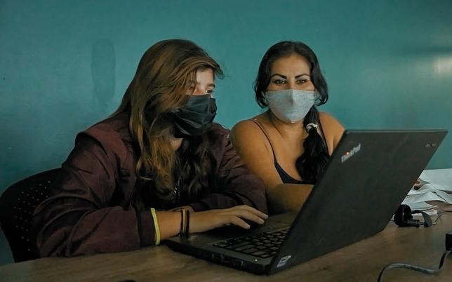 How Tech Training Creates Connections for Girls and Their Families in Jalisco, Mexico Hero Image