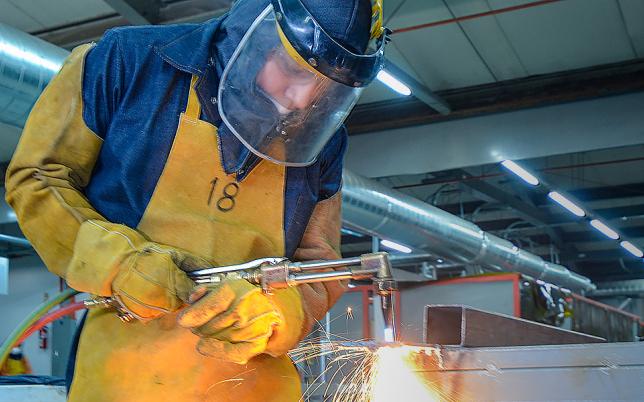 EquipYouth Solves Employer’s Hiring Problems Hero Image