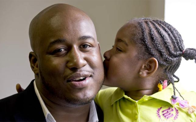 Sheldon Smith, Champion of Young Fathers & CNN Hero Hero Image