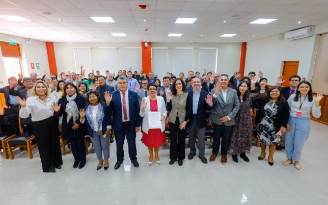 Pacto por el Fomento de las Habilidades Socioemocionales de los Jóvenes de Perú